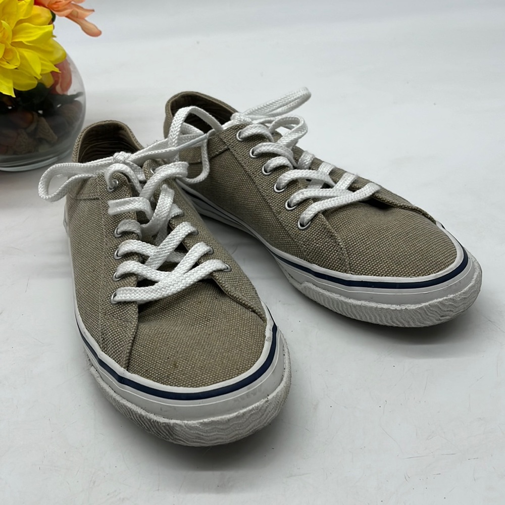 Nautica Tan Canvas Sneaker Size 7.5. SNK2653B - Picture 1 of 8